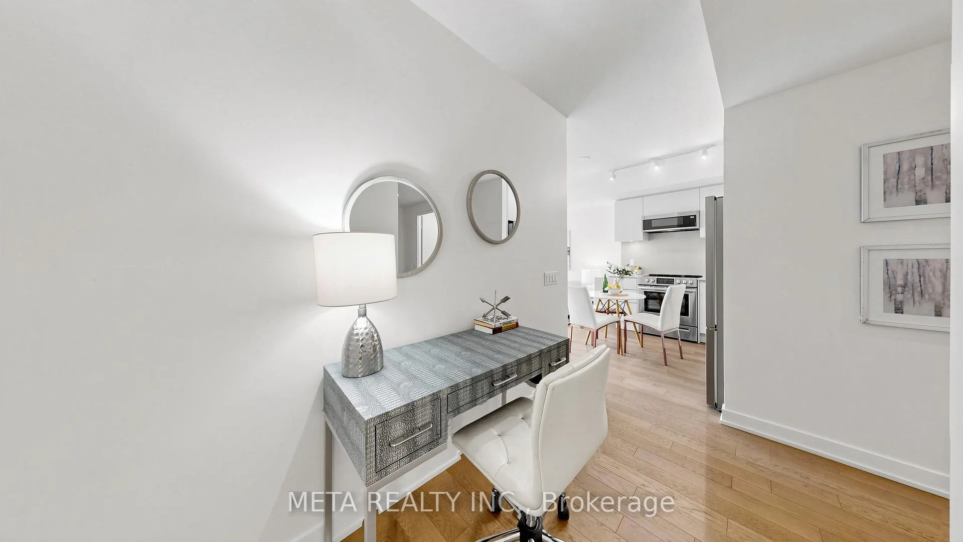 Photo 19 of Unit 916, 25 Richmond Street E, Toronto, Church-Yonge Corridor — HOMEH