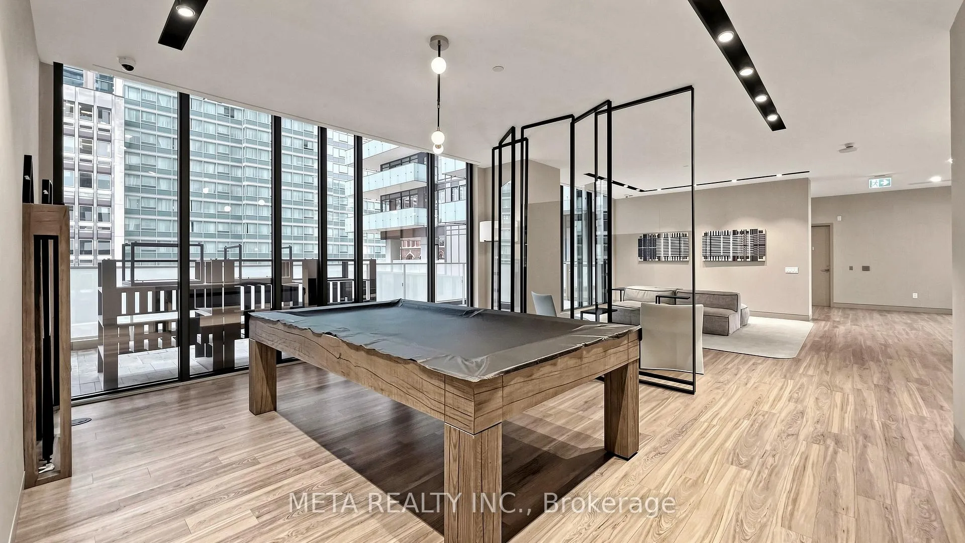 Photo 38 of Unit 916, 25 Richmond Street E, Toronto, Church-Yonge Corridor — HOMEH