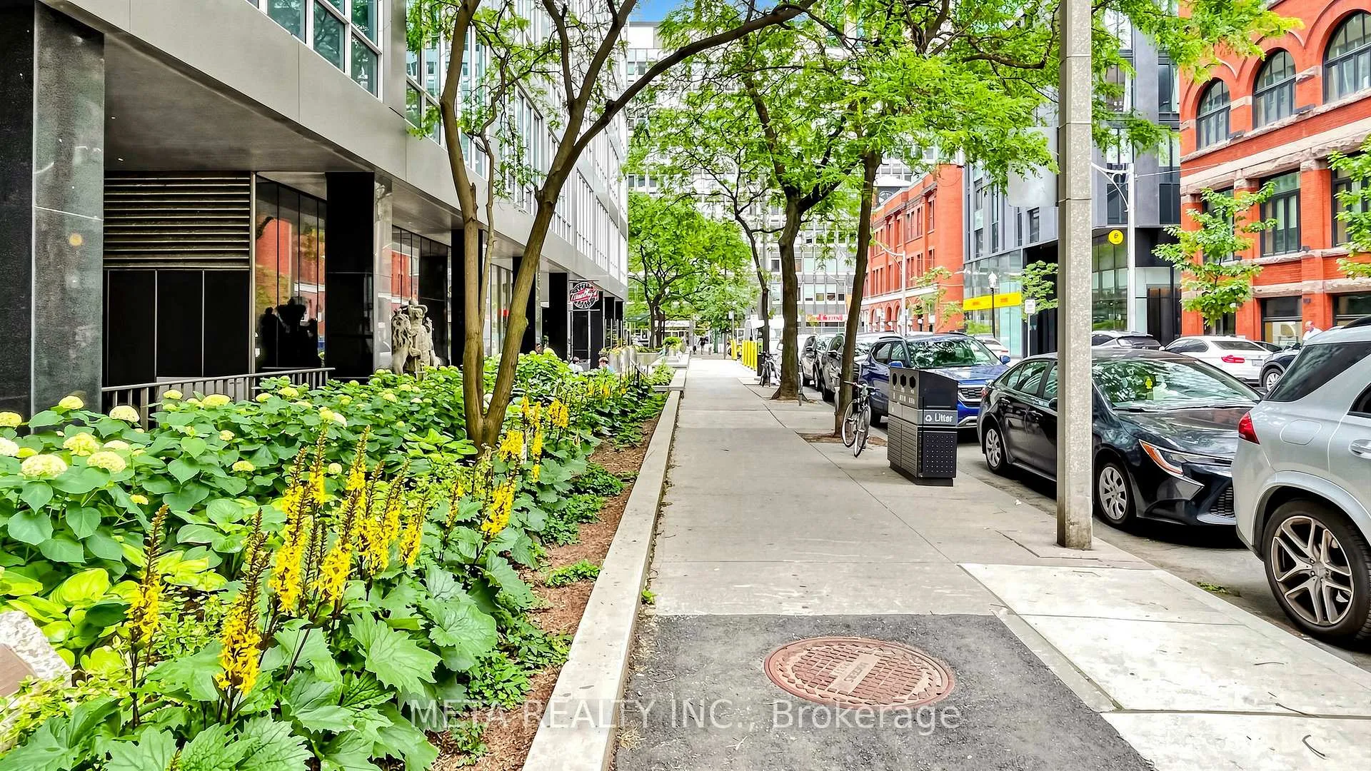 Photo 44 of Unit 916, 25 Richmond Street E, Toronto, Church-Yonge Corridor — HOMEH
