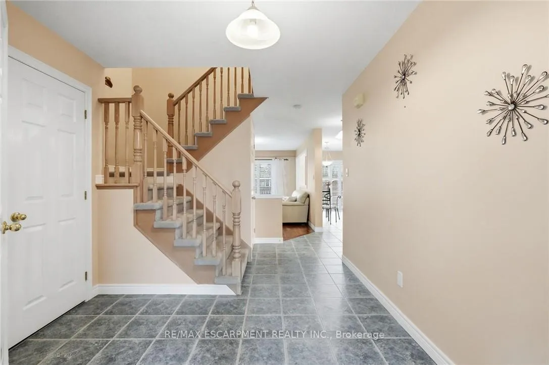 Photo 4 of 42 Archer Way, Hamilton, Villages of Glancaster — HOMEH