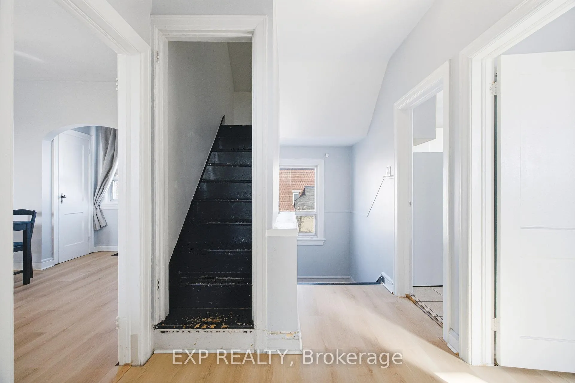 Photo 25 of 1663 Bank Street, Ottawa, Ridgemont — HOMEH