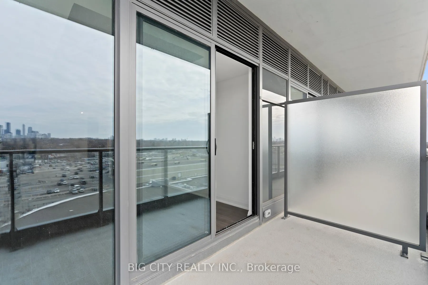 Photo 13 of Unit 806, 33 Frederick Todd Way, Toronto, Thorncliffe Park — HOMEH