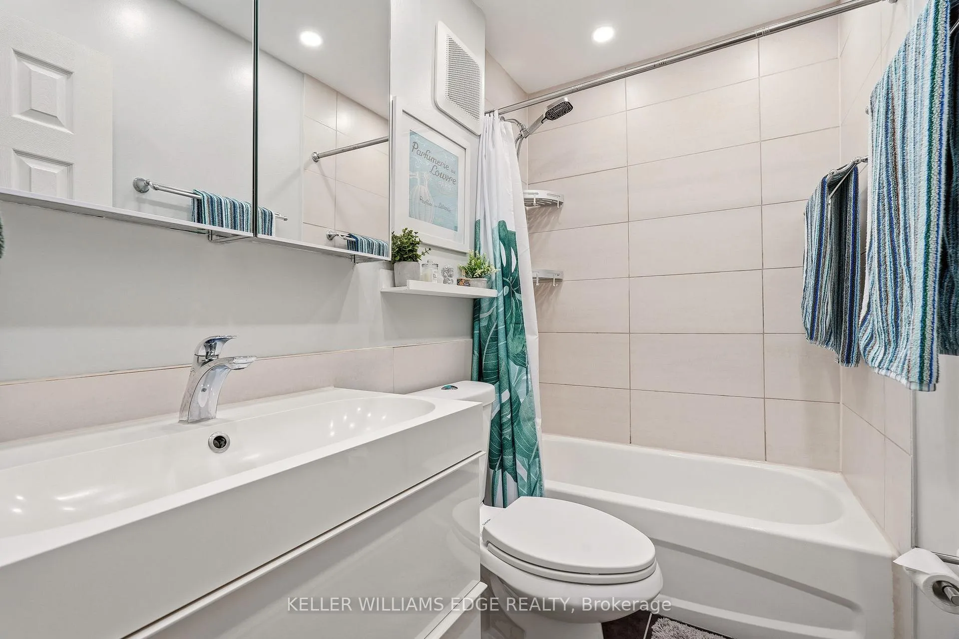 Photo 21 of Unit 157, 2001 Bonnymede Drive, Mississauga, Clarkson — HOMEH