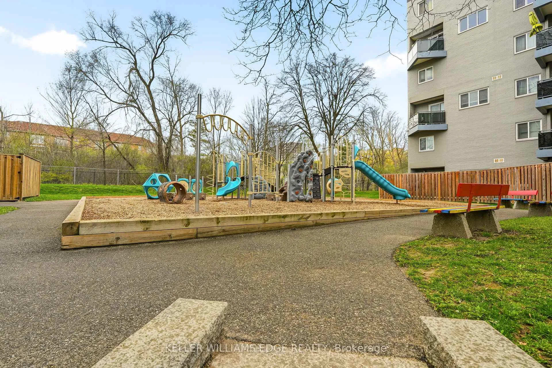 Photo 27 of Unit 157, 2001 Bonnymede Drive, Mississauga, Clarkson — HOMEH
