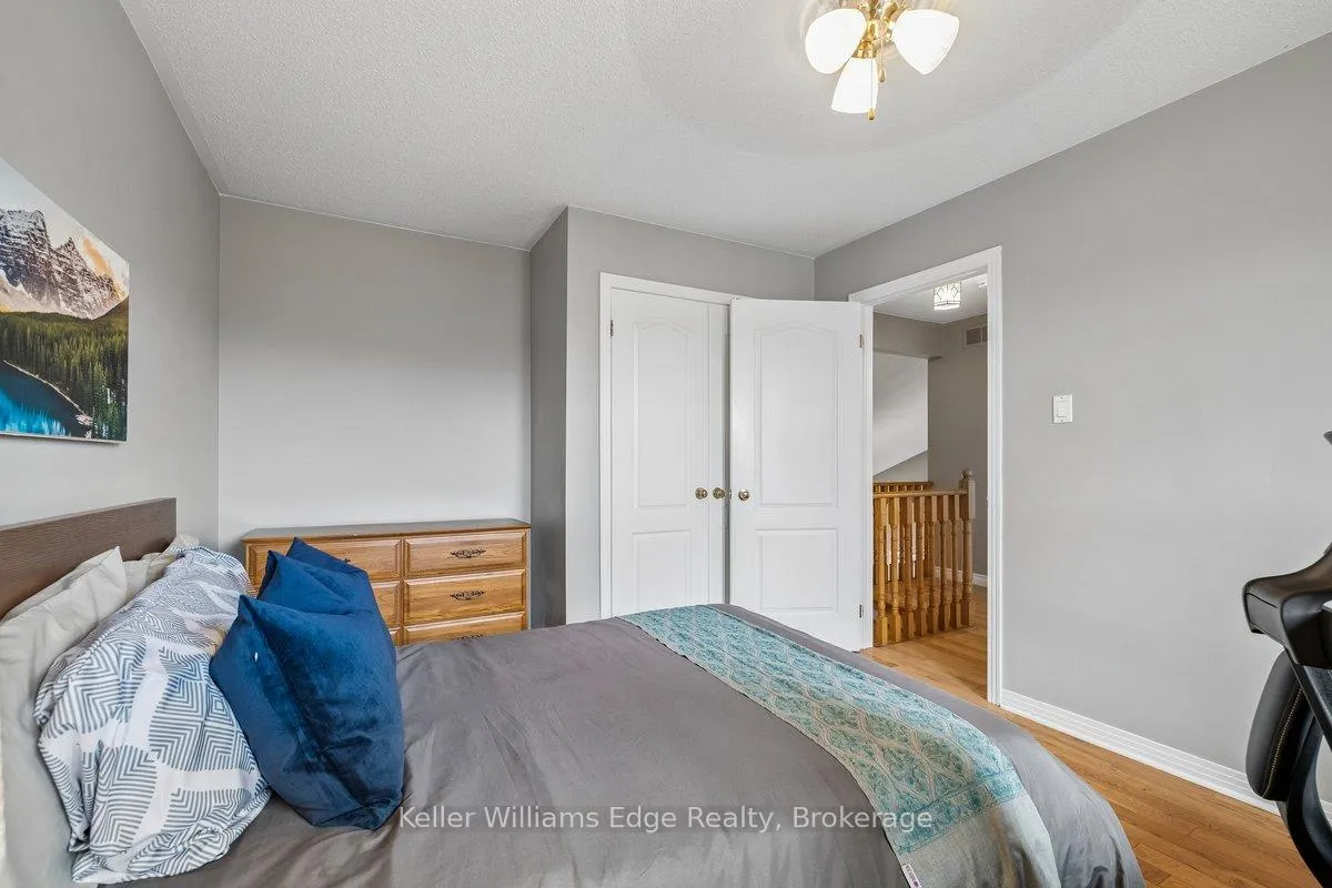 Photo 22 of 40 Brookhurst Crescent, Hamilton, Waterdown — HOMEH