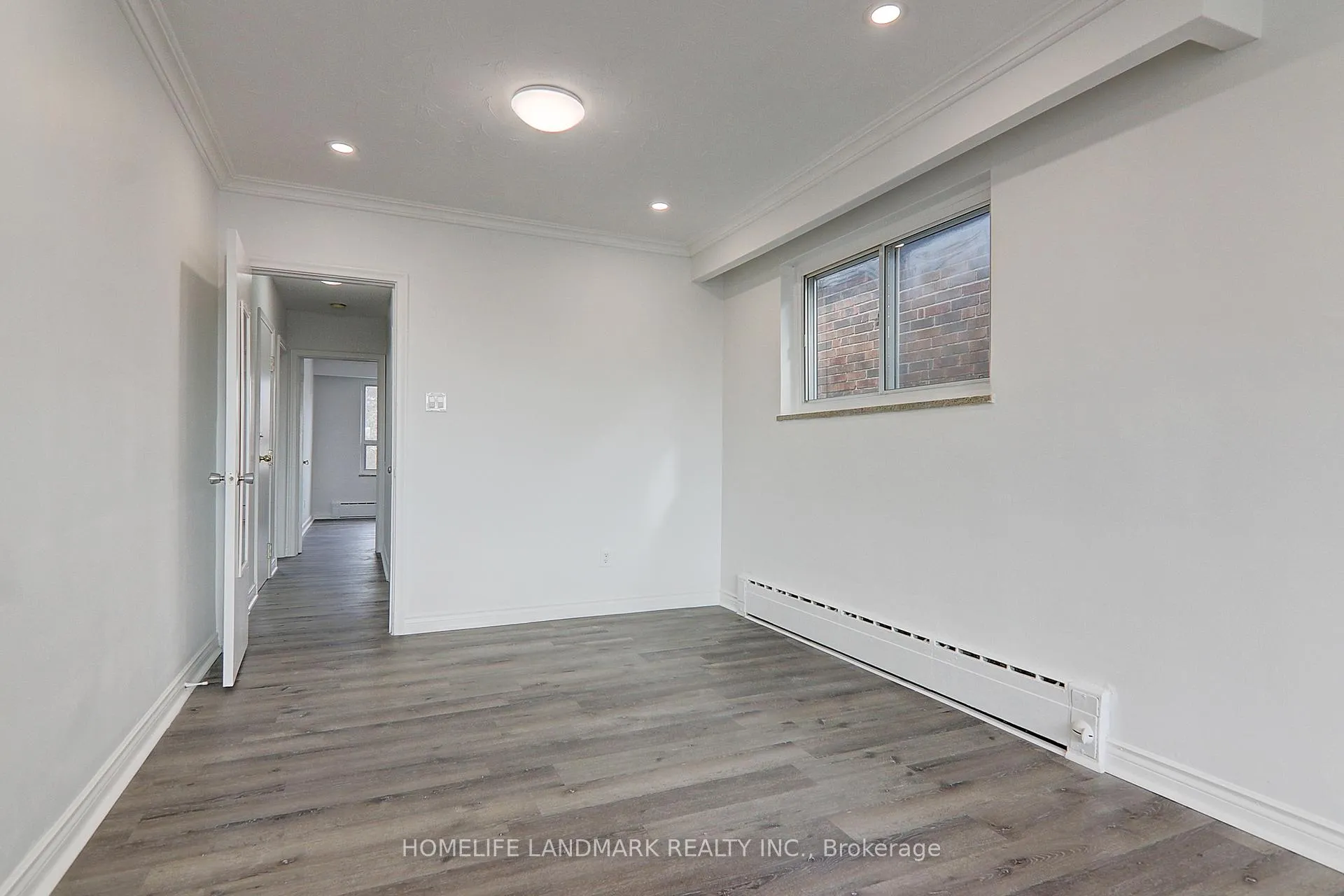Photo 9 of Unit 2(Upper, 8 Hanson Road, Toronto, Oakwood Village — HOMEH