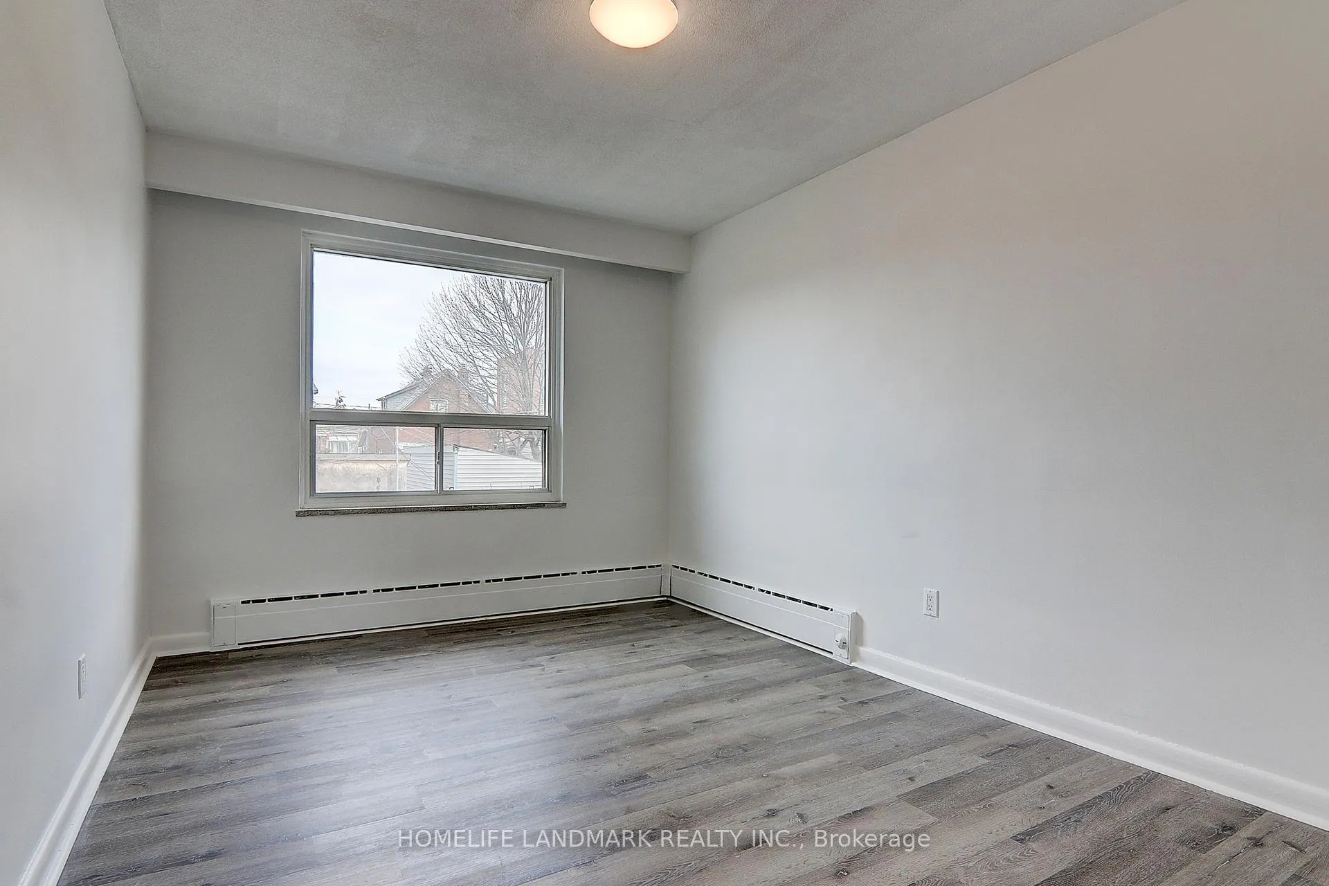 Photo 19 of Unit 2(Upper, 8 Hanson Road, Toronto, Oakwood Village — HOMEH