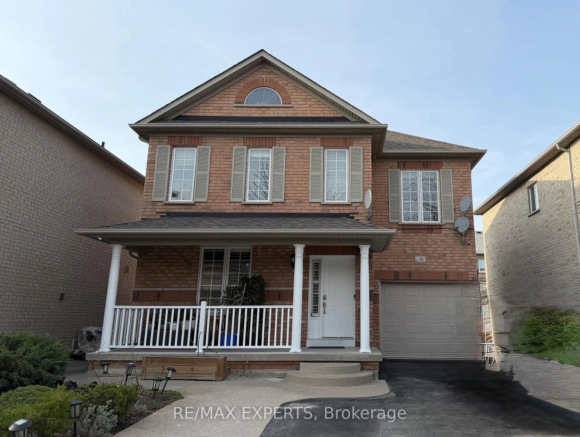Photo 1 of 30 Johncrest Way, Vaughan, Vellore Village — HOMEH