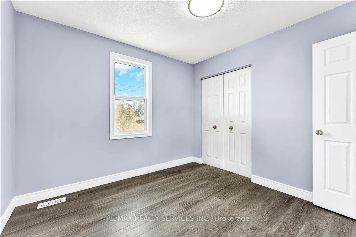 Photo 29 of 672 Zermatt Drive, Waterloo, Clair Hills — HOMEH