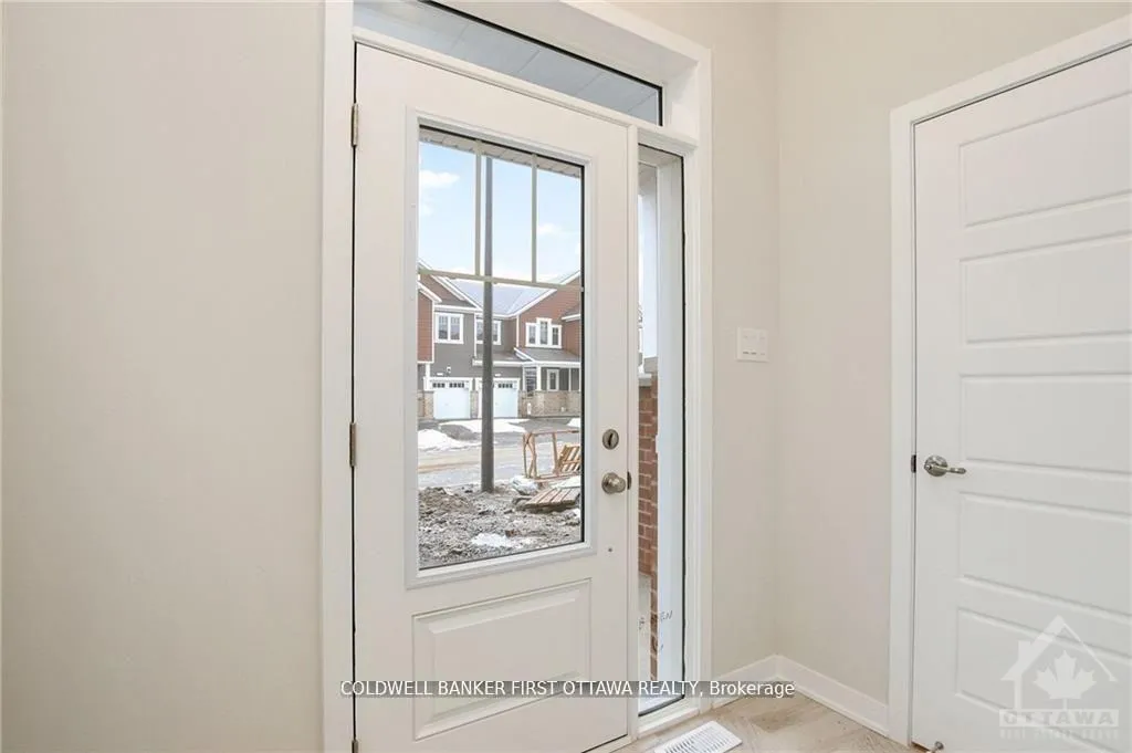 Photo 3 of 71 Kindred Row, Ottawa, Stittsville (North) — HOMEH