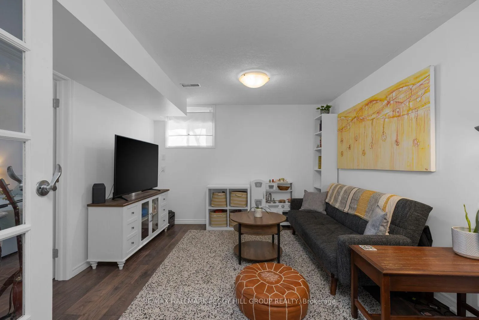 Photo 10 of 821 Birchwood Drive, Midland — HOMEH