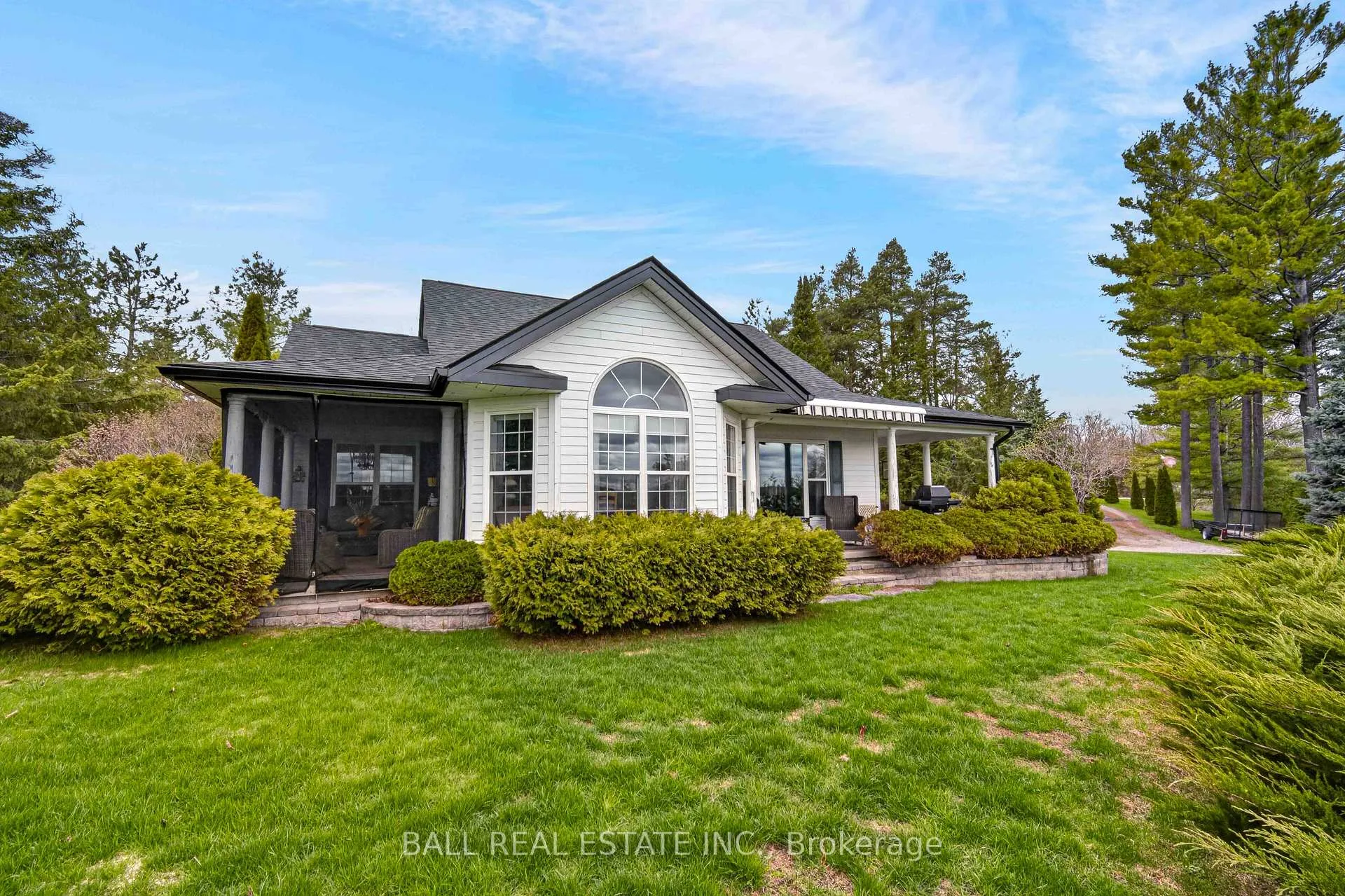 Photo 12 of 1725 Young's Point Road, Selwyn — HOMEH