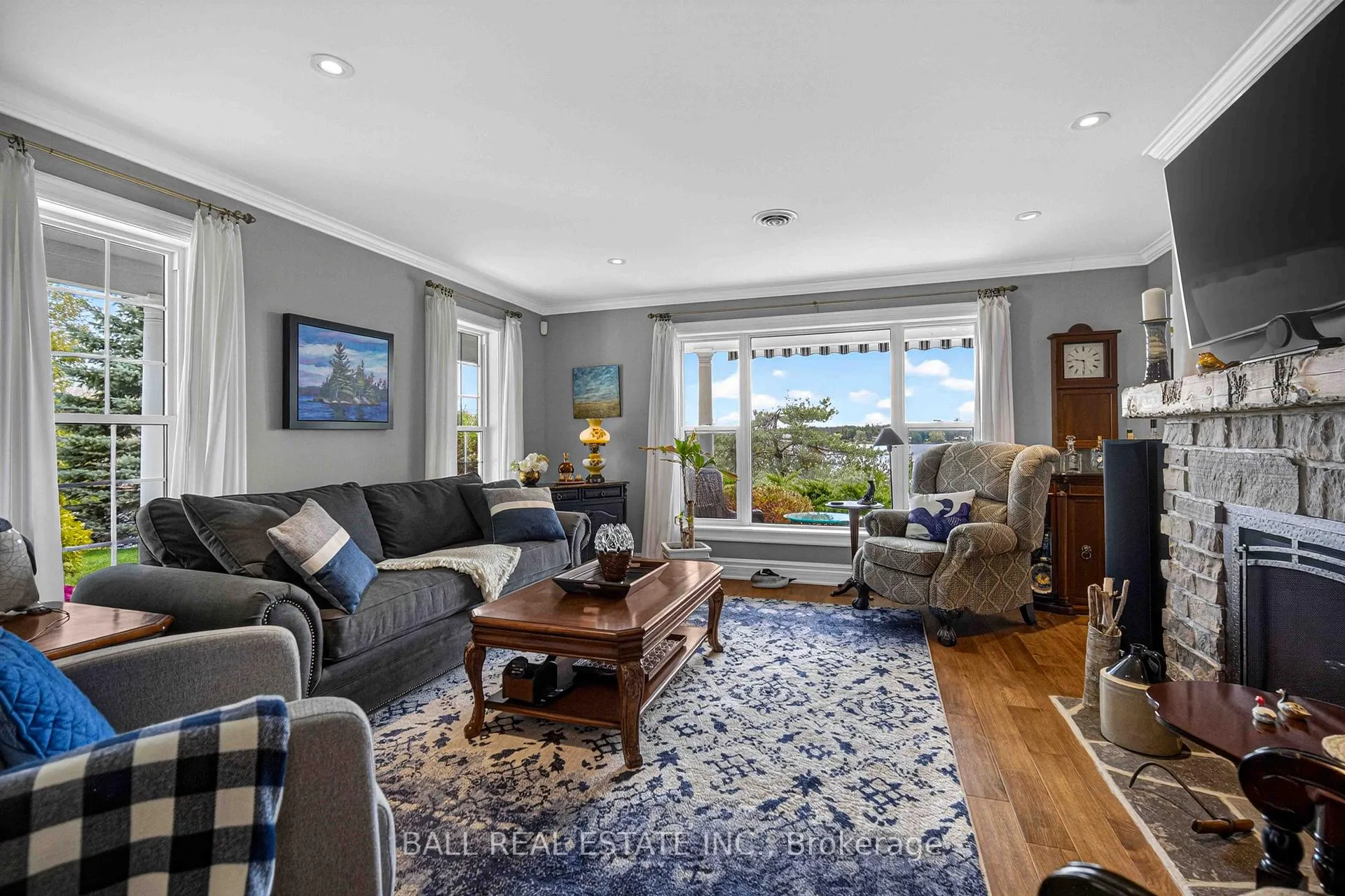 Photo 14 of 1725 Young's Point Road, Selwyn — HOMEH