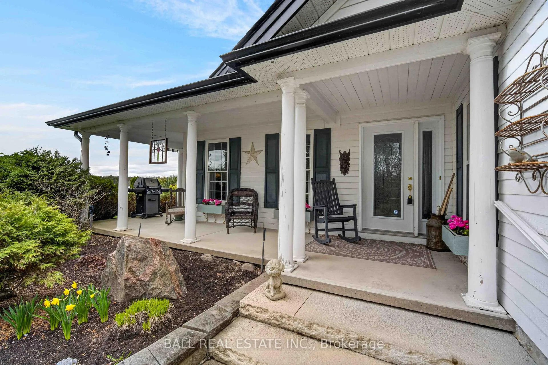 Photo 33 of 1725 Young's Point Road, Selwyn — HOMEH
