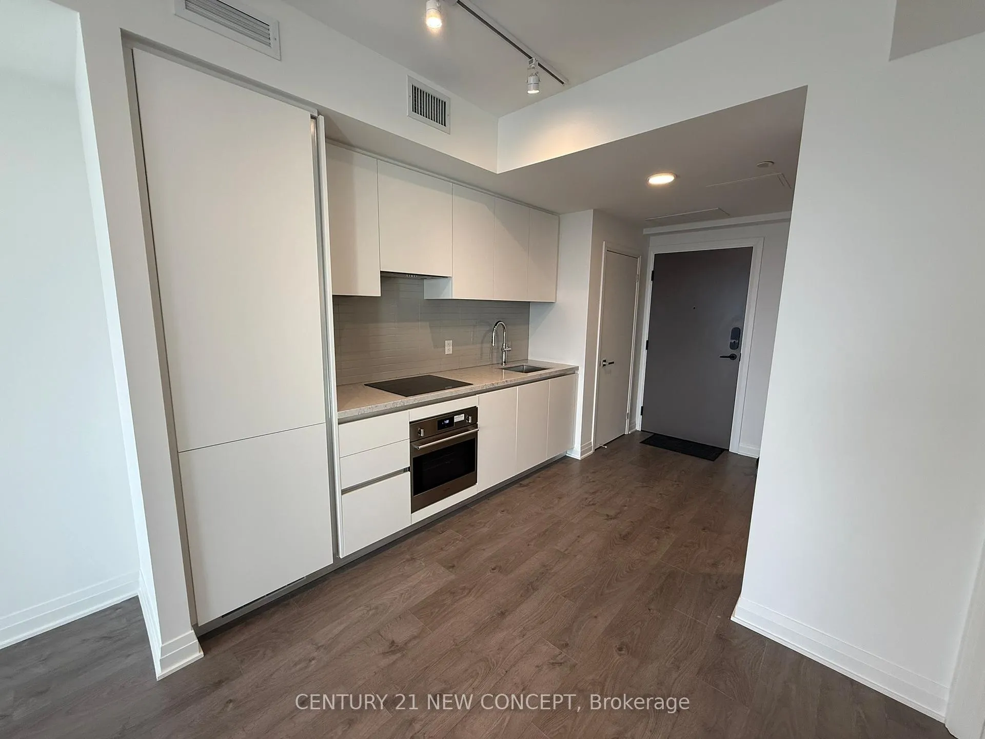 Photo 3 of Unit 5408, 4015 The Exchange, Mississauga, City Centre — HOMEH