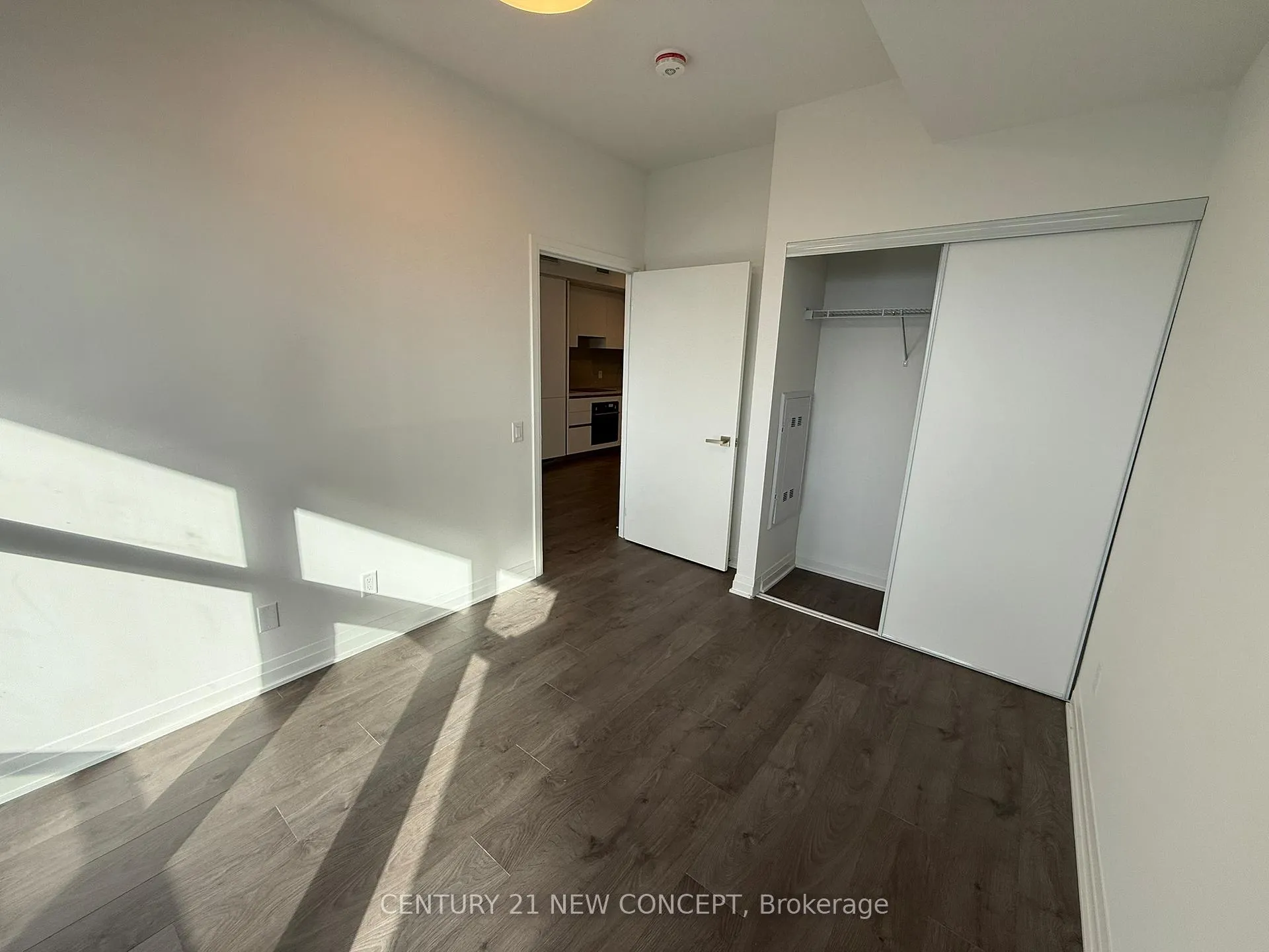 Photo 8 of Unit 5408, 4015 The Exchange, Mississauga, City Centre — HOMEH