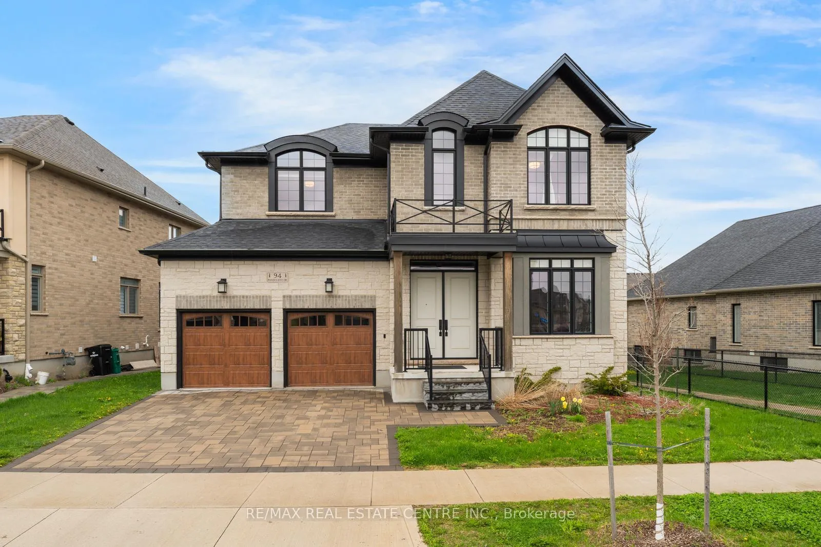 Photo 1 of 94 Pondcliffe Drive, Kitchener, Doon South — HOMEH