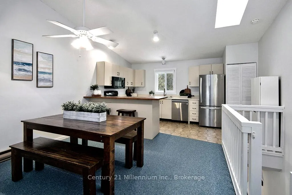 Photo 11 of 479 Oxbow Crescent, Collingwood — HOMEH