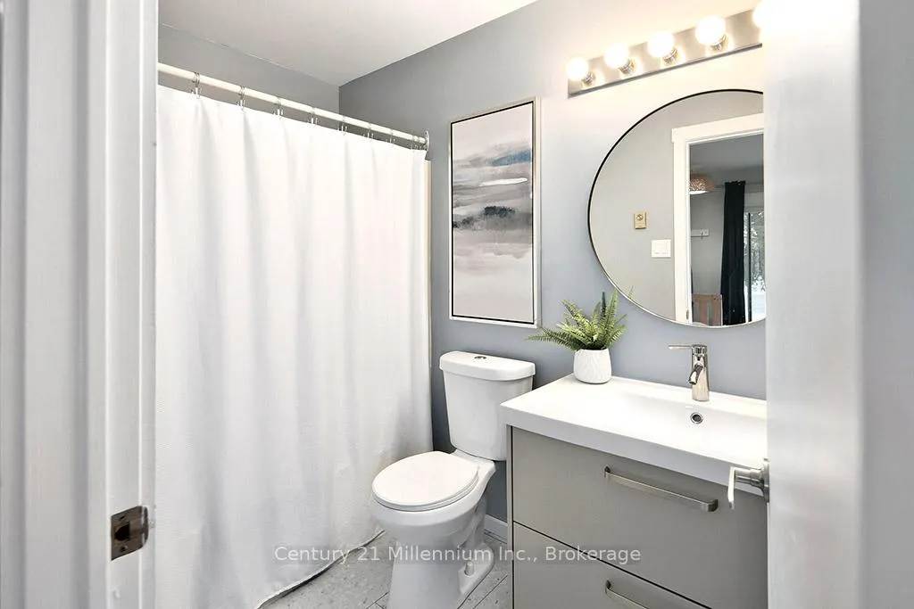 Photo 21 of 479 Oxbow Crescent, Collingwood — HOMEH