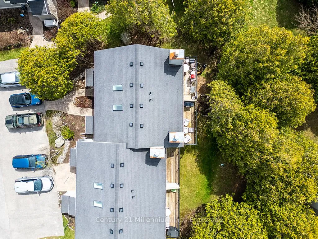 Photo 25 of 479 Oxbow Crescent, Collingwood — HOMEH