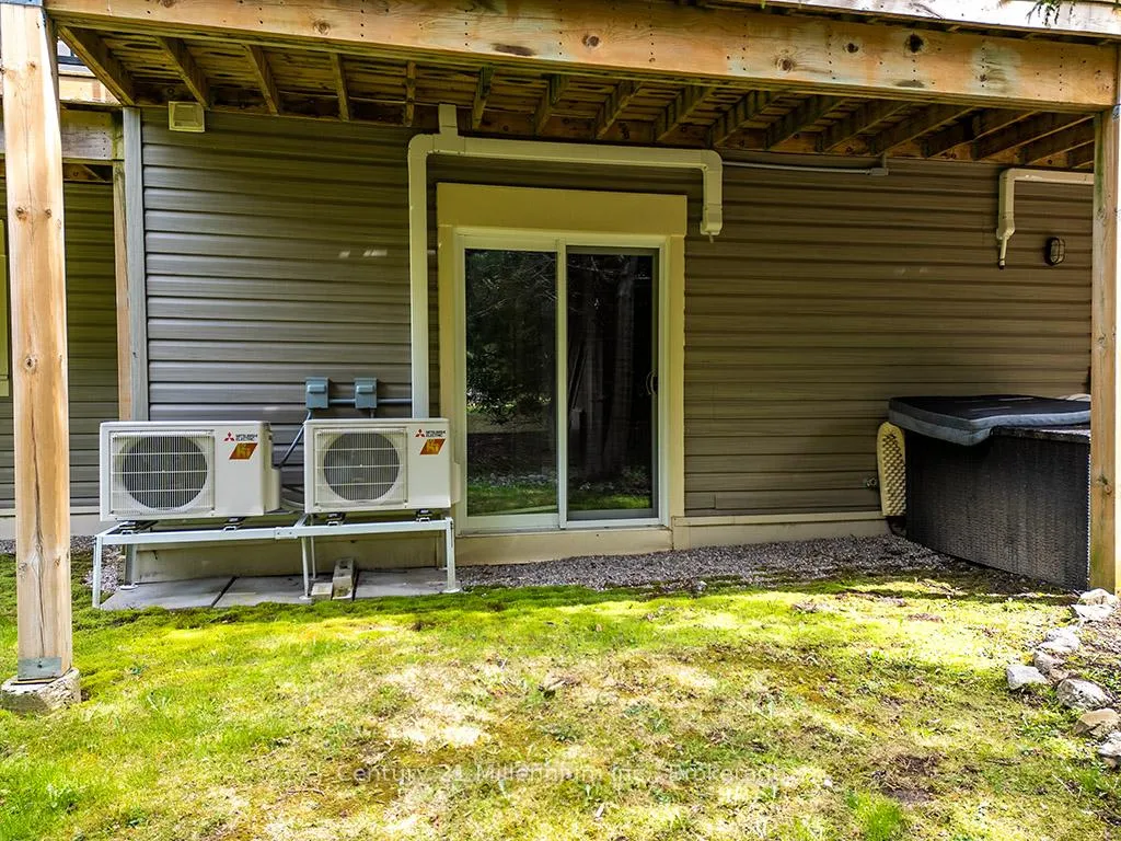 Photo 28 of 479 Oxbow Crescent, Collingwood — HOMEH