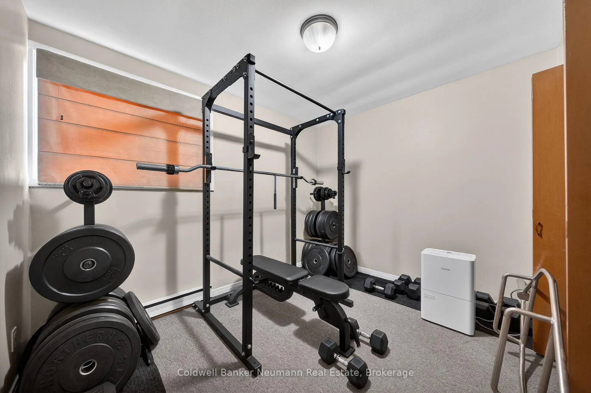 Photo 24 of 111 Conroy Crescent, Guelph, Dovercliffe Park/Old University — HOMEH