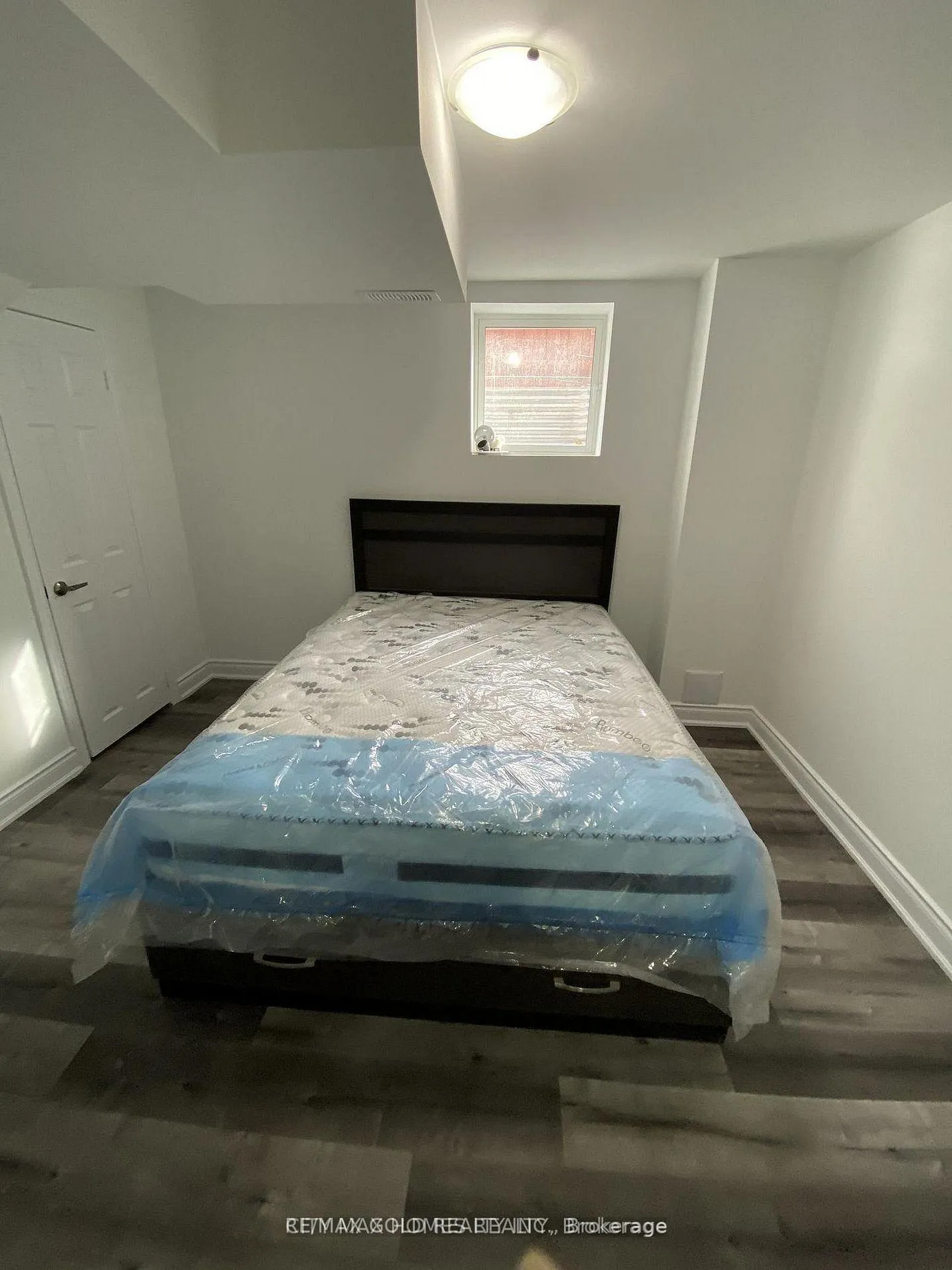Photo 5 of Unit 1, 83 Commodore Drive, Brampton, Credit Valley — HOMEH
