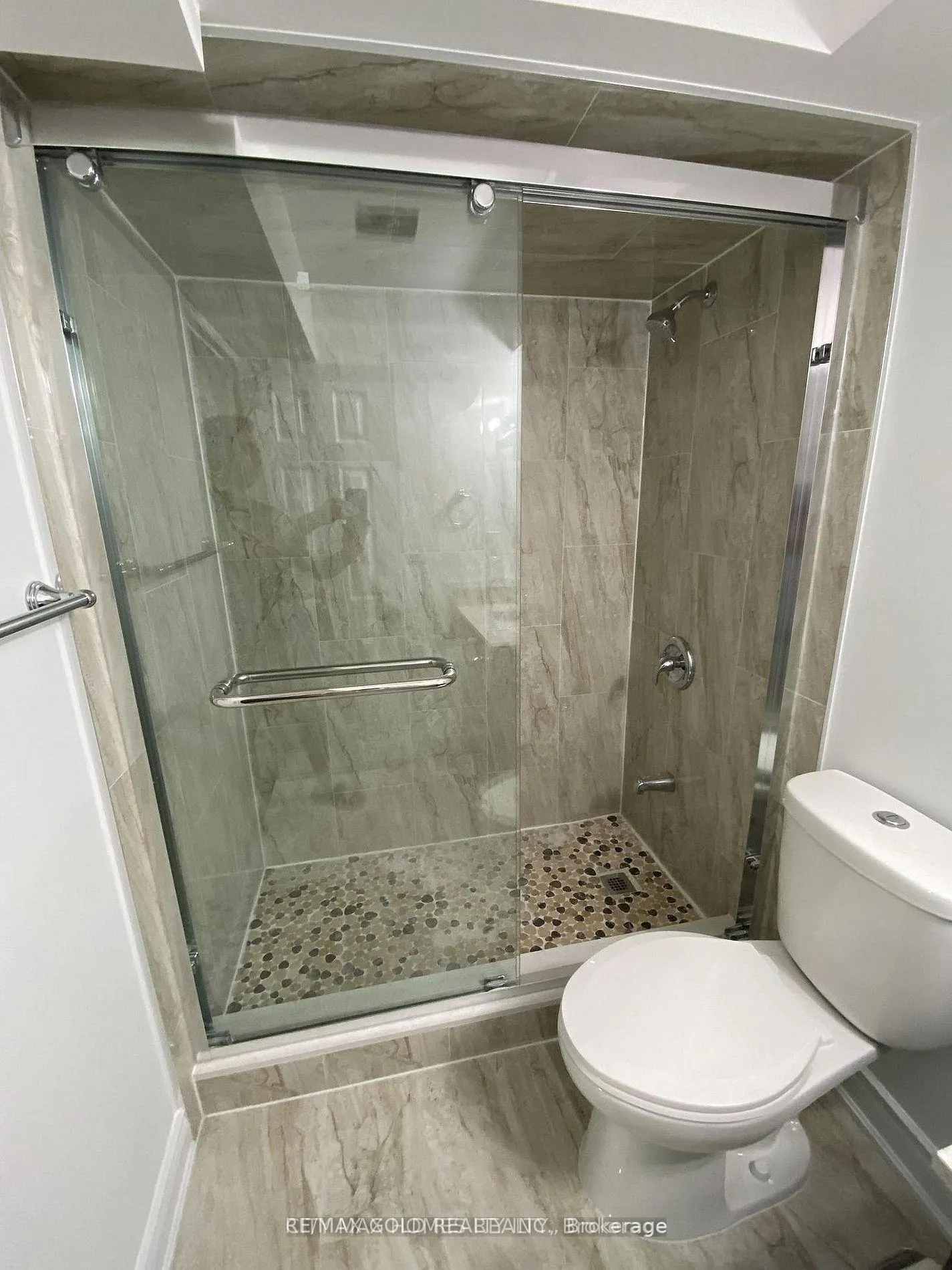 Photo 6 of Unit 1, 83 Commodore Drive, Brampton, Credit Valley — HOMEH