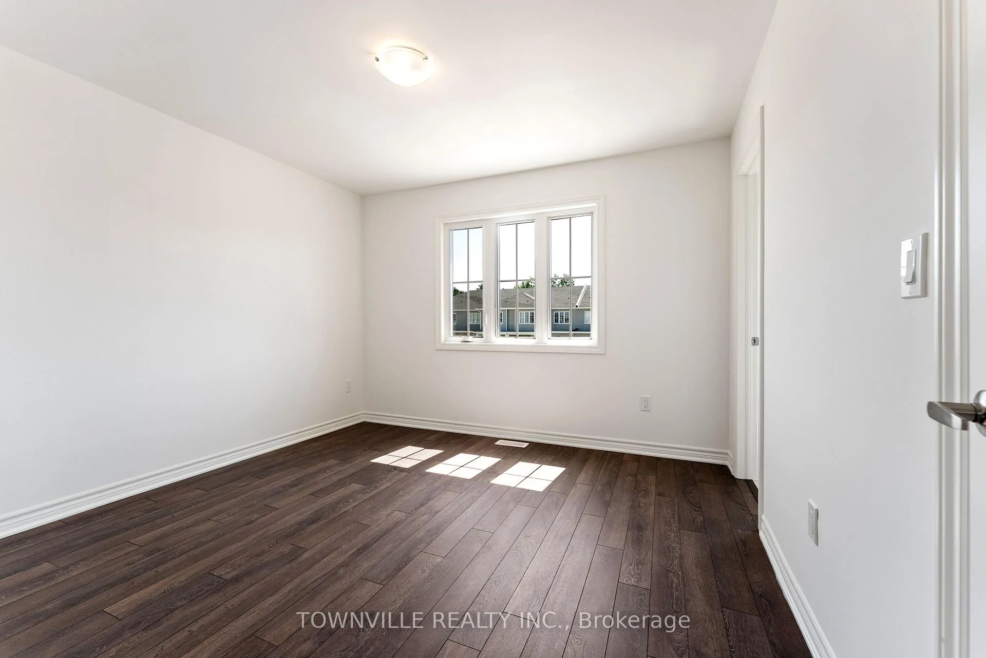 Photo 21 of 45 Lincoln Drive, Belleville, Belleville Ward — HOMEH