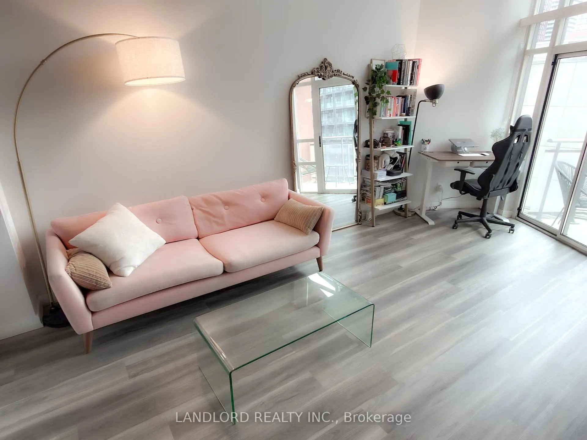 Photo 7 of Unit 803, 255 Richmond Street E, Toronto, Moss Park — HOMEH