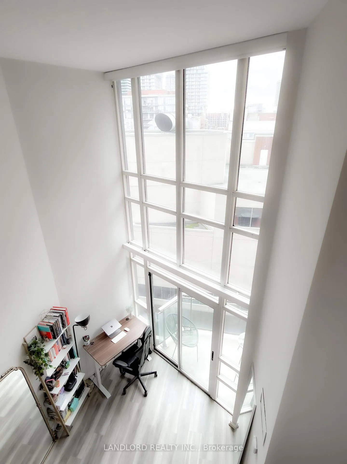Photo 9 of Unit 803, 255 Richmond Street E, Toronto, Moss Park — HOMEH