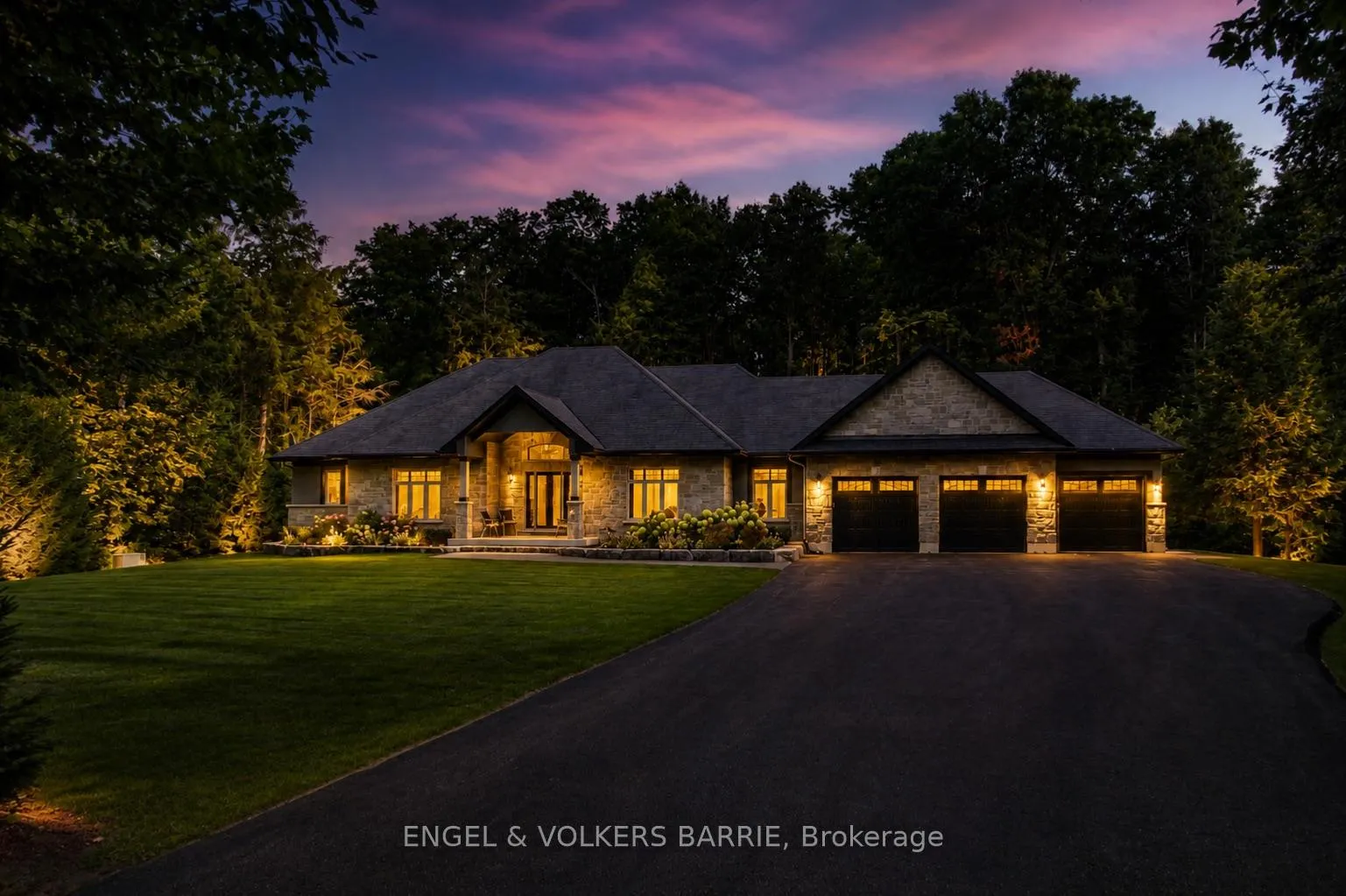 Front of 7 Gallagher Crescent