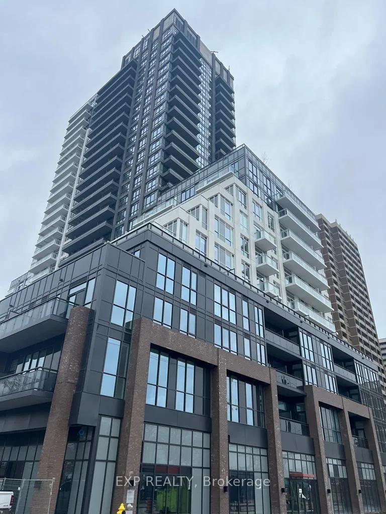 Front of Unit 1209, 286 Main Street