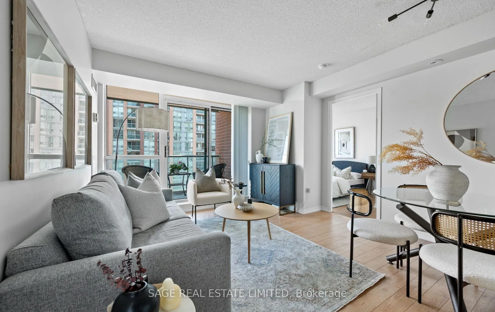 Photo 1 of Unit 1008, 15 Michael Power Place, Etobicoke, Islington-City Centre West — HOMEH