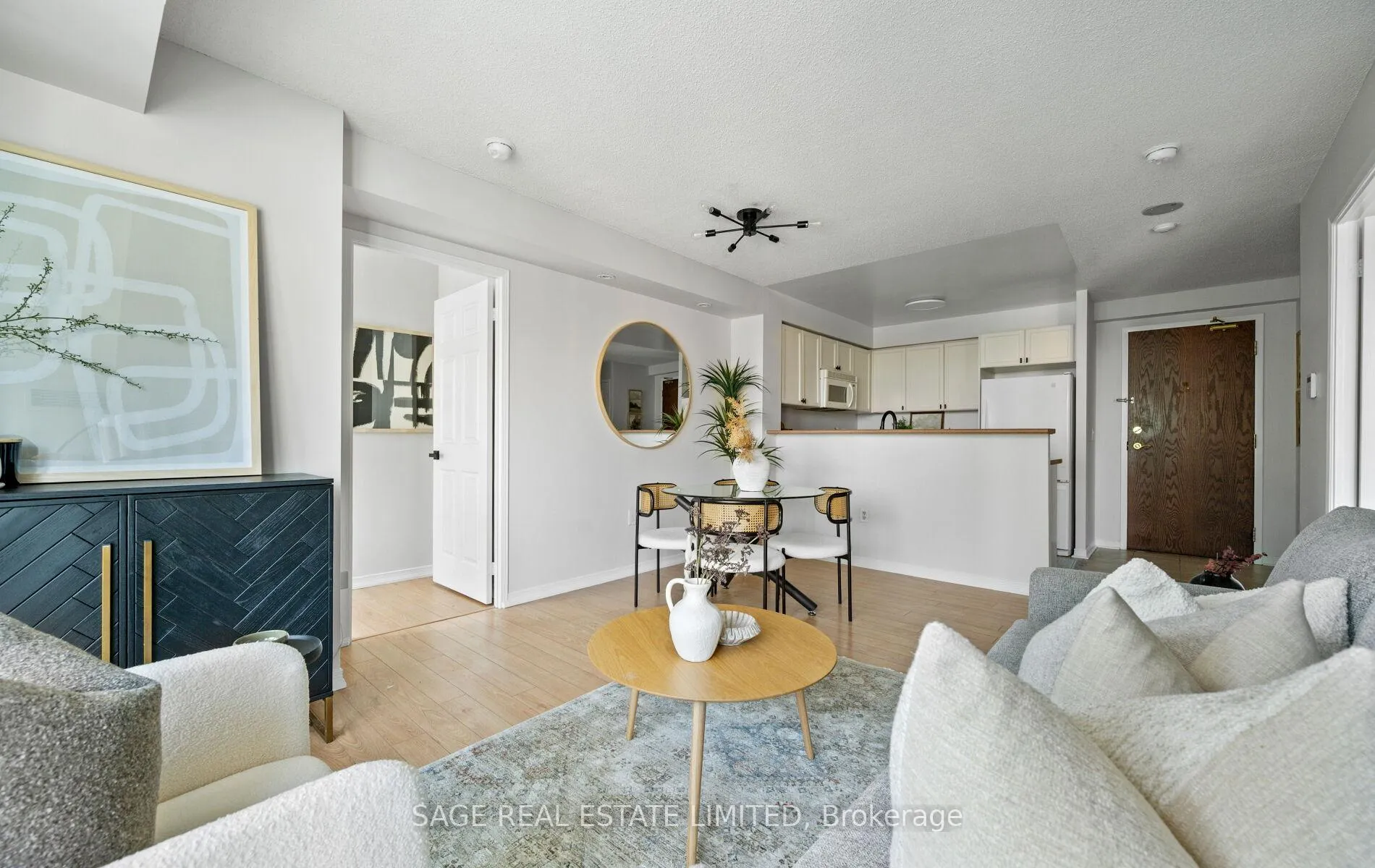 Photo 5 of Unit 1008, 15 Michael Power Place, Etobicoke, Islington-City Centre West — HOMEH
