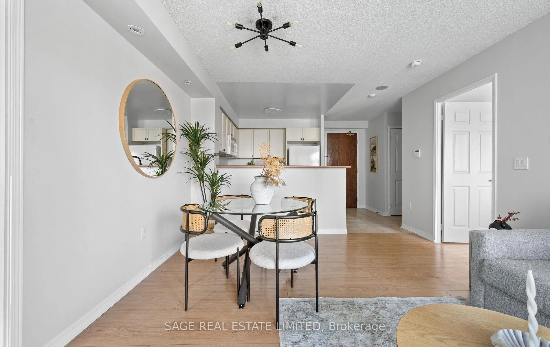 Photo 6 of Unit 1008, 15 Michael Power Place, Etobicoke, Islington-City Centre West — HOMEH