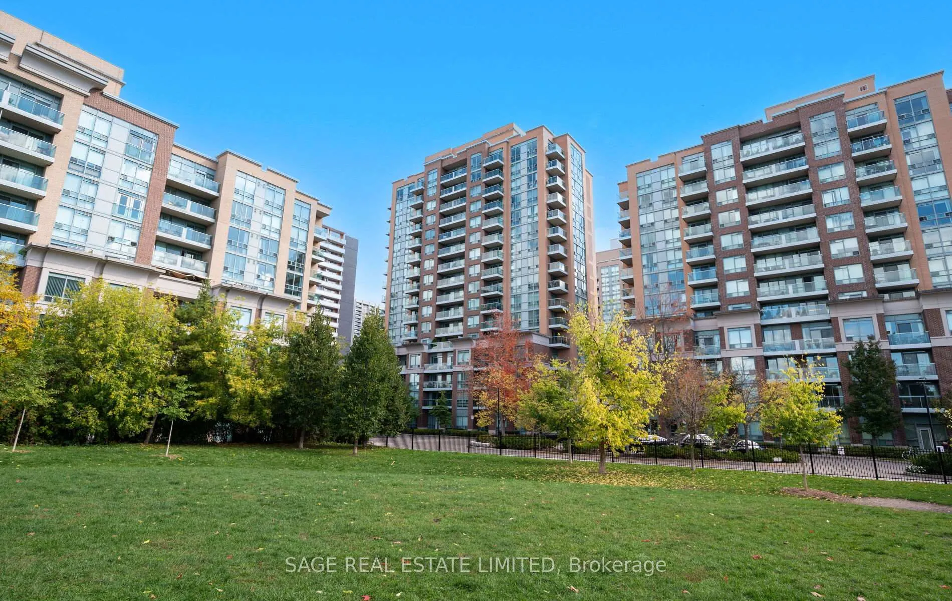 Photo 22 of Unit 1008, 15 Michael Power Place, Etobicoke, Islington-City Centre West — HOMEH