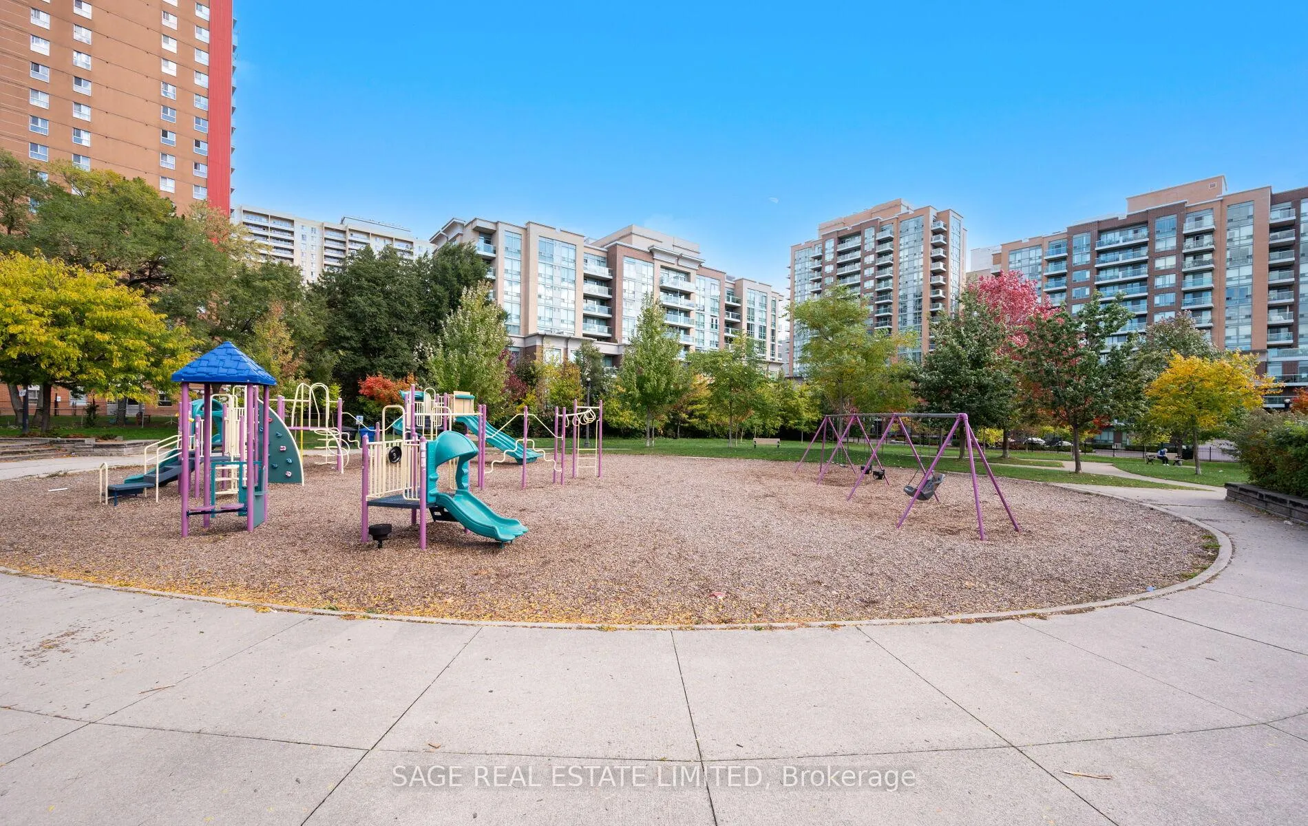 Photo 26 of Unit 1008, 15 Michael Power Place, Etobicoke, Islington-City Centre West — HOMEH