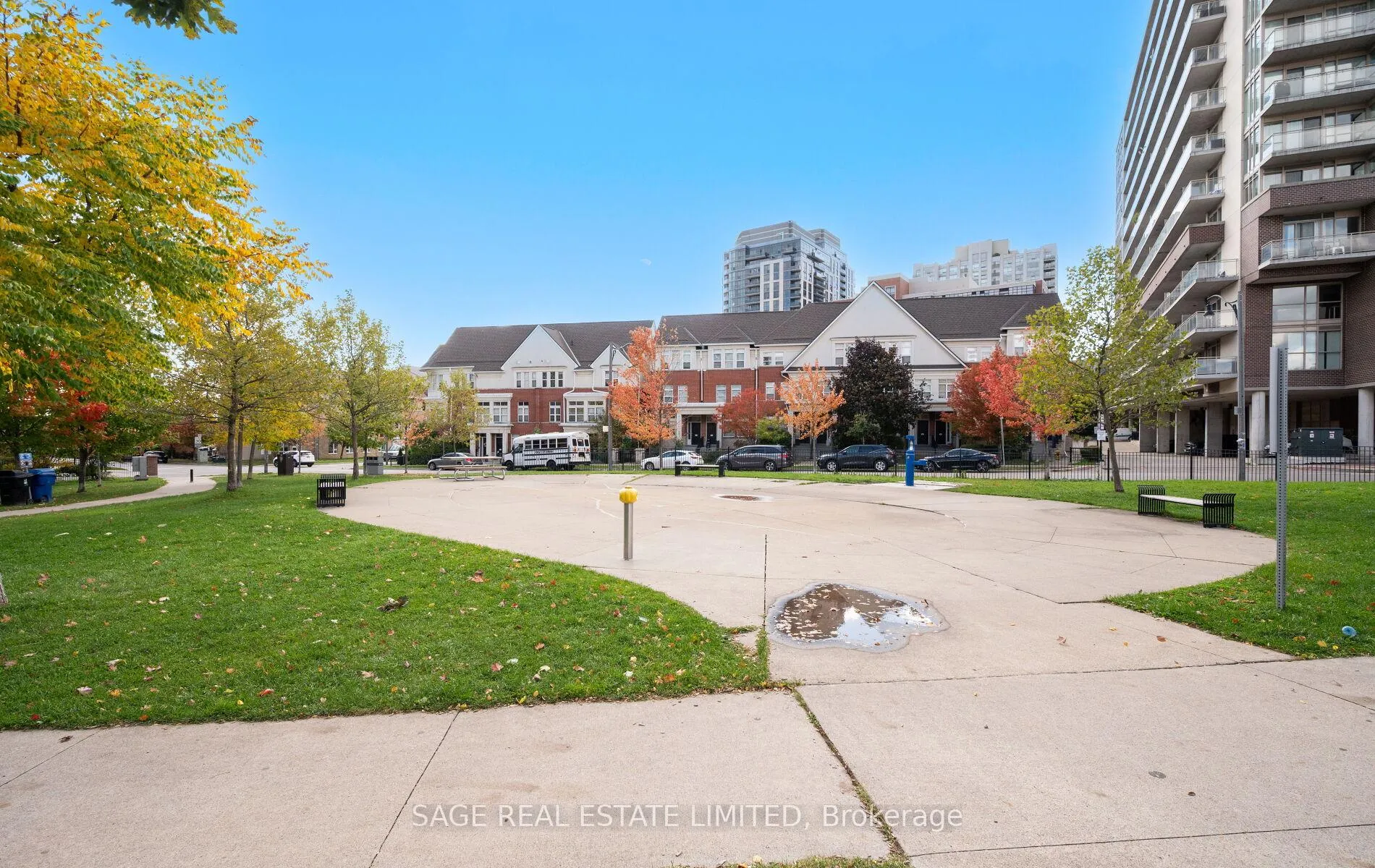 Photo 27 of Unit 1008, 15 Michael Power Place, Etobicoke, Islington-City Centre West — HOMEH