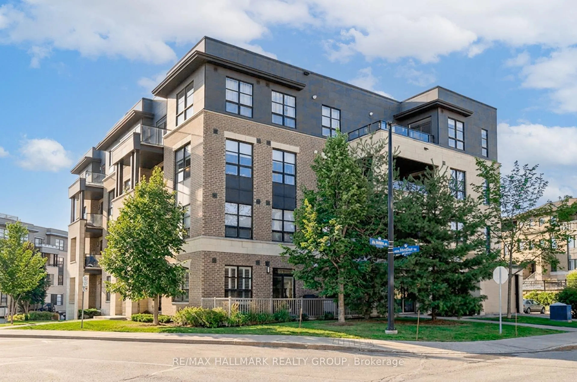 Photo 1 of Unit 405, 215 Titanium Private, Ottawa, Convent Glen North — HOMEH