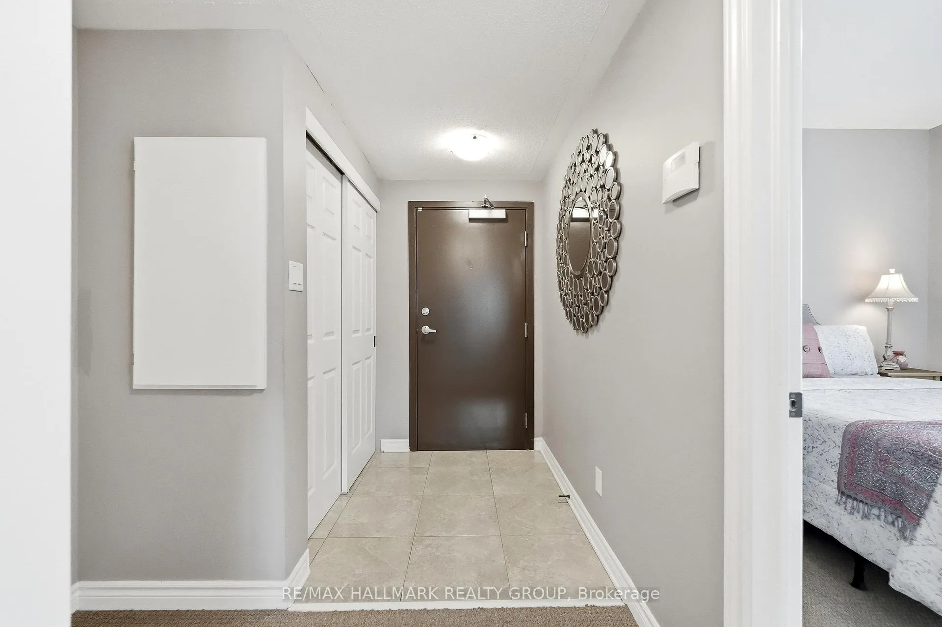 Photo 6 of Unit 405, 215 Titanium Private, Ottawa, Convent Glen North — HOMEH