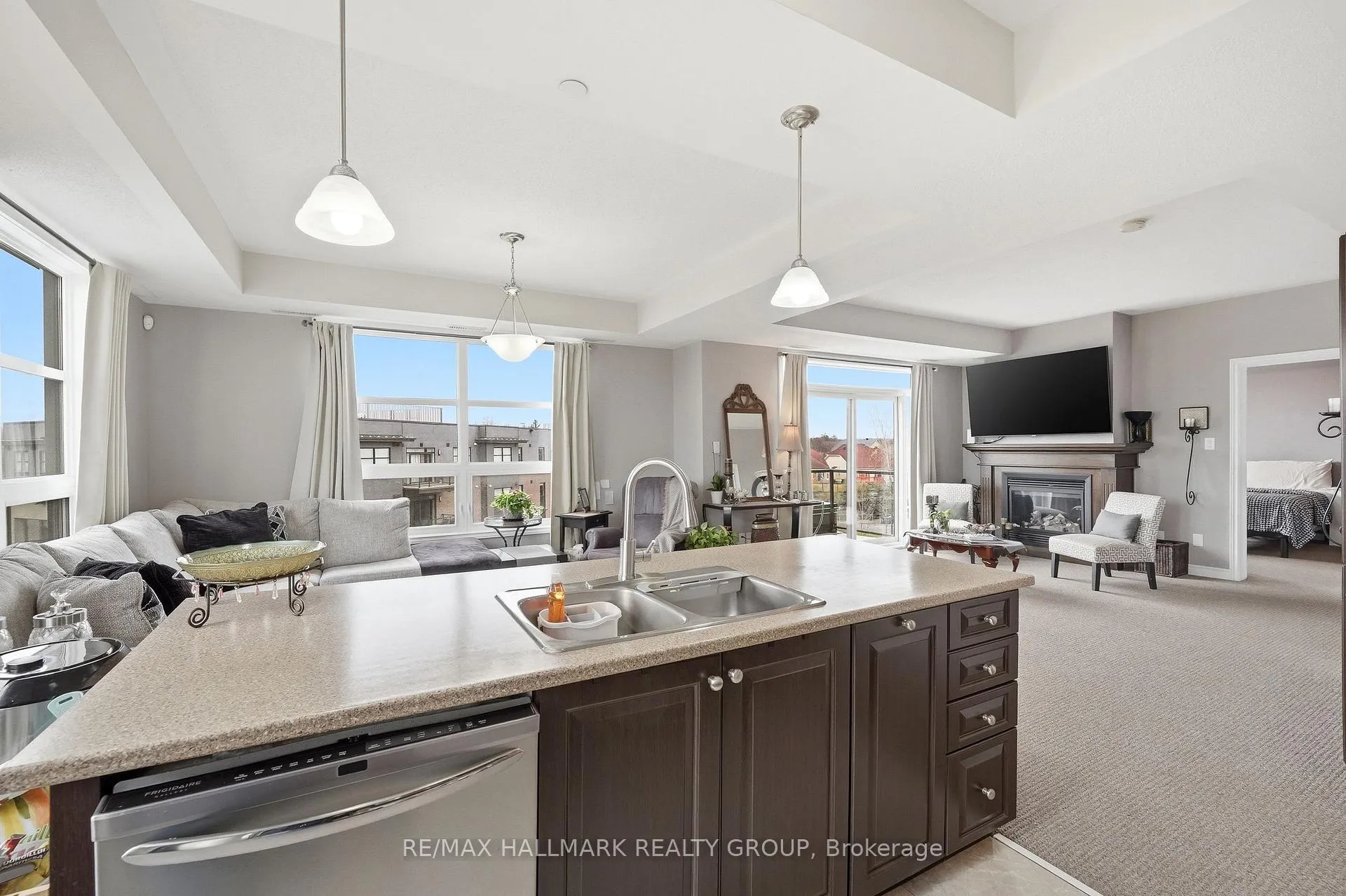 Photo 11 of Unit 405, 215 Titanium Private, Ottawa, Convent Glen North — HOMEH