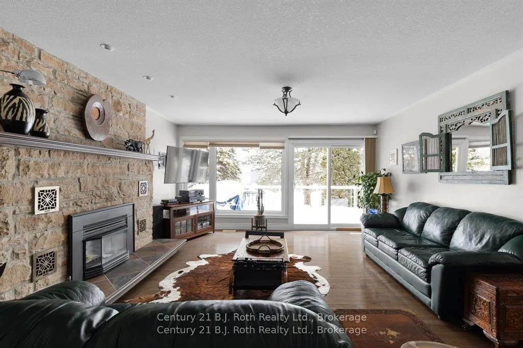 Photo 16 of 179 Bayshore Drive, Ramara, Rural Ramara — HOMEH
