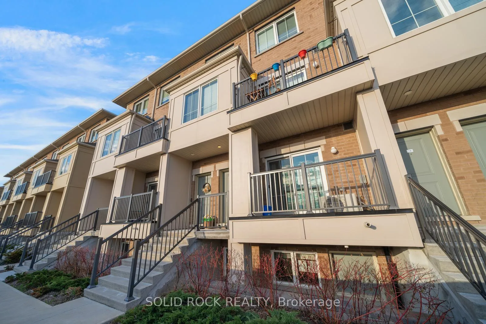 Photo 2 of Unit 17, 480 Beresford Path, Oshawa, Central — HOMEH
