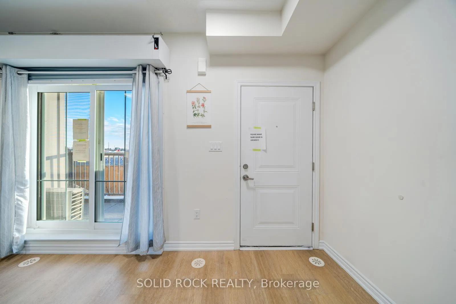 Photo 5 of Unit 17, 480 Beresford Path, Oshawa, Central — HOMEH
