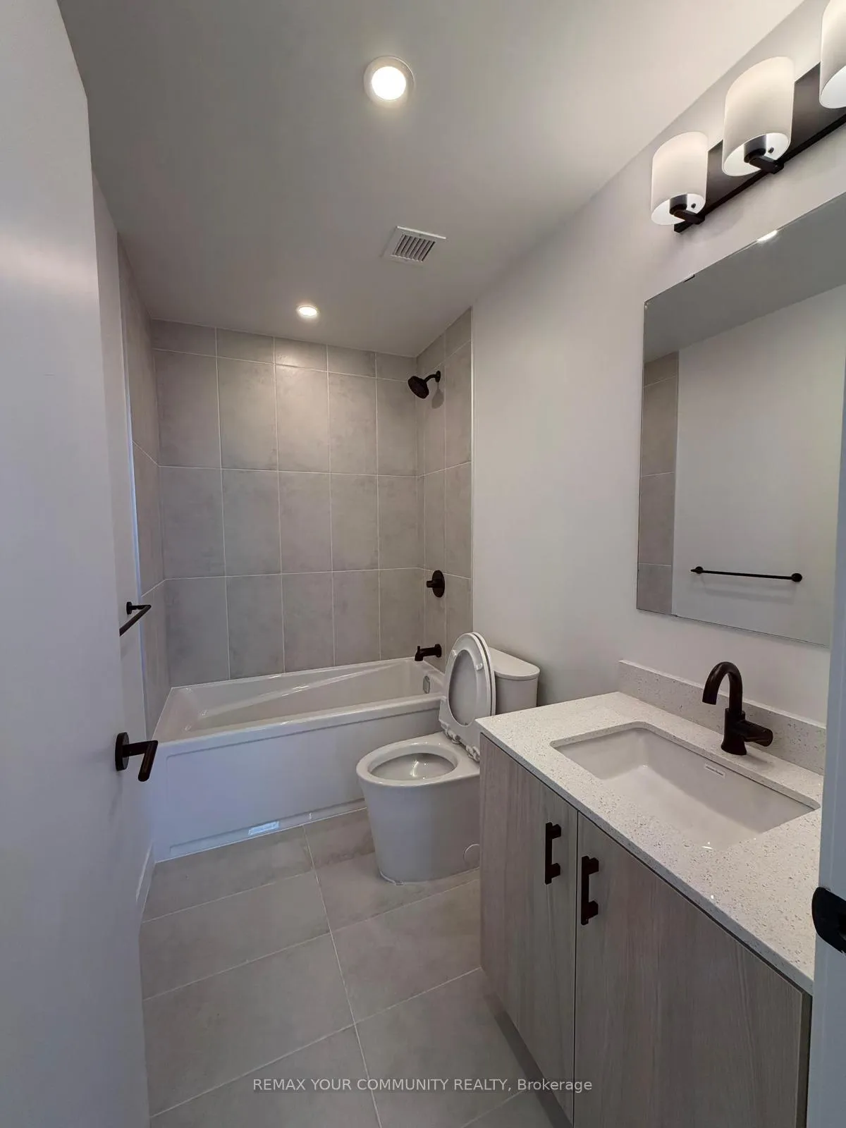Photo 10 of Unit 516, 4878 Power Common, Burlington, Appleby — HOMEH