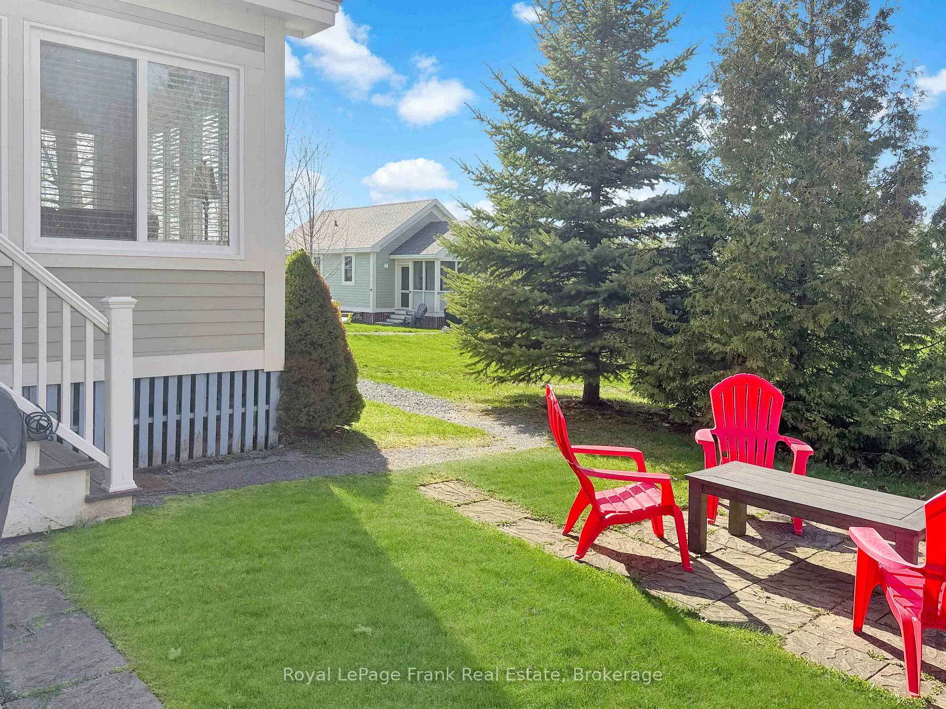 Photo 3 of 34 Meadow View Lane, Prince Edward County, Athol Ward — HOMEH