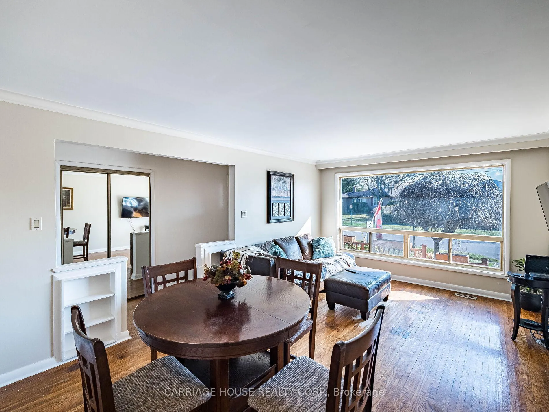 Photo 7 of 72 Rexway Drive, Halton Hills, Georgetown — HOMEH