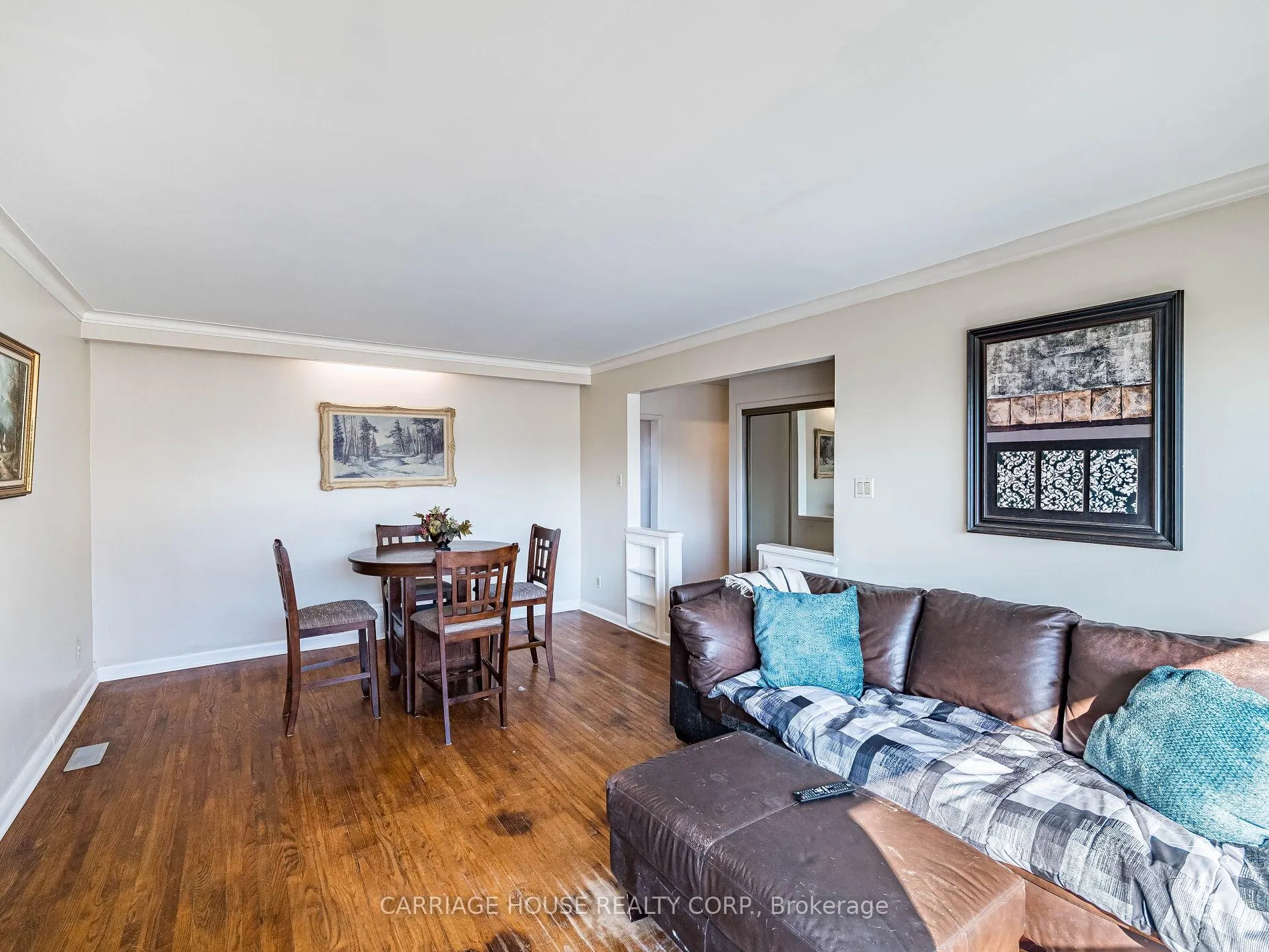 Photo 8 of 72 Rexway Drive, Halton Hills, Georgetown — HOMEH