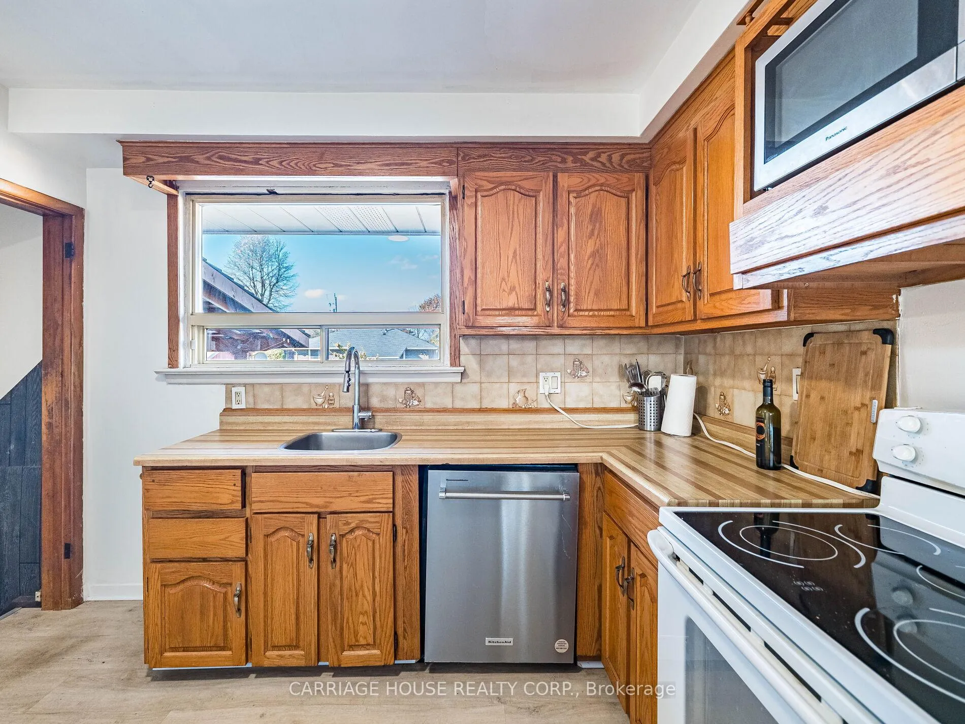 Photo 14 of 72 Rexway Drive, Halton Hills, Georgetown — HOMEH